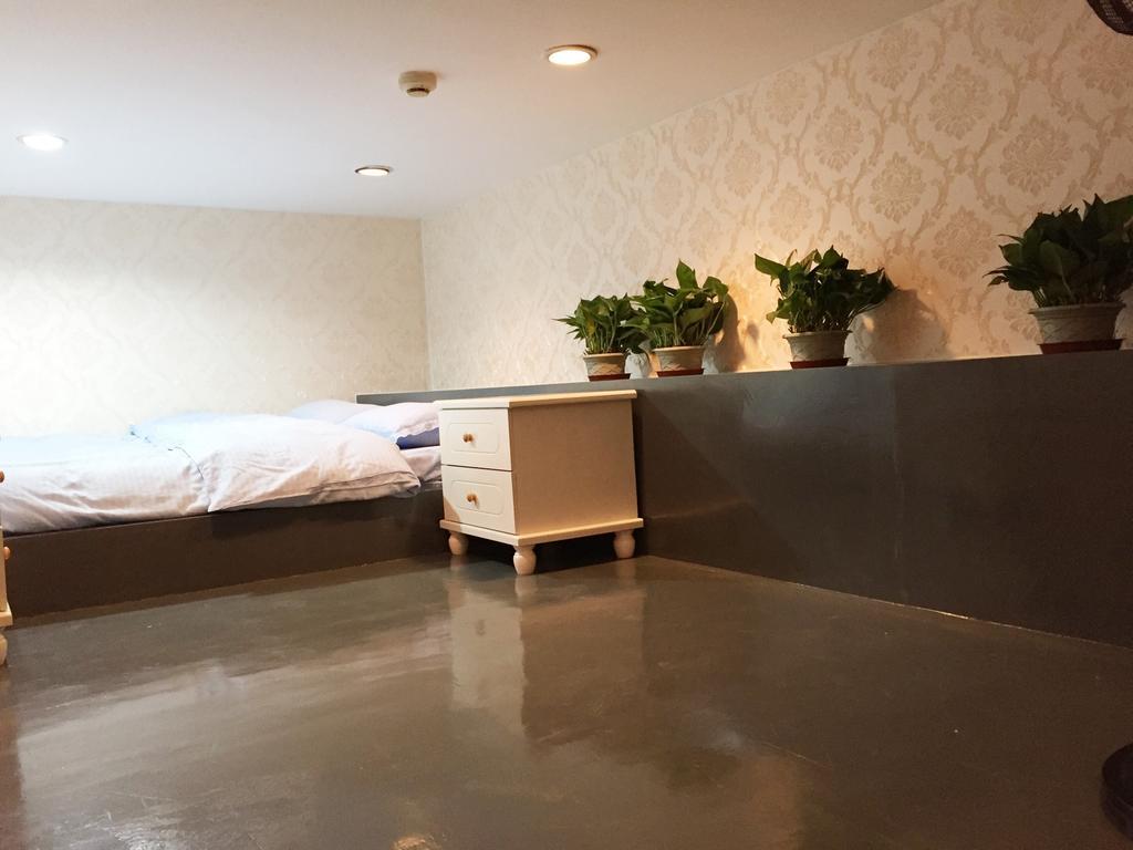 Tong Ji Garden Apartment Shanghai Buitenkant foto